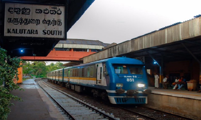 1674894686-Kalutara-South-railway-station-L