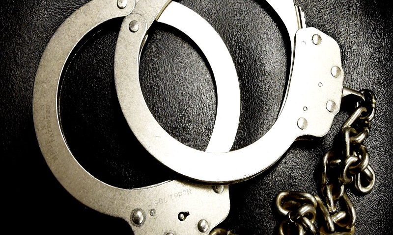 635845808565072686-LOGO-ARREST