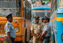 டீசலுக்கு பதிலாக மண்ணெண்ணெய் பயன்படுத்தப்பட்ட பேருந்துகள் பறிமுதல்