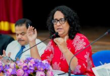பாடசாலைகளில் அங்கீகாரமற்ற நிறுவனங்களின் திட்டங்களை அனுமதிக்க முடியாது – பிரதமர்