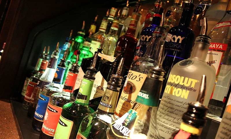 liquor-shop-delhi-lockdown