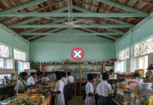 பாடசாலை சிற்றுண்டி சாலைகளில் ஆரோக்கியமற்ற உணவுக்குத் தடை!